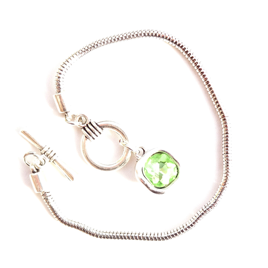 bracelet with green stone