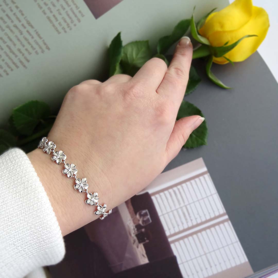 sterling silver daisy bracelet